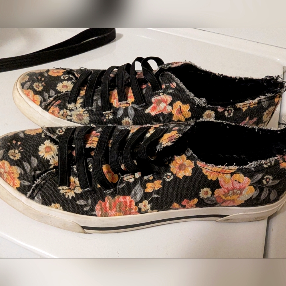 Rocket Dog shoes